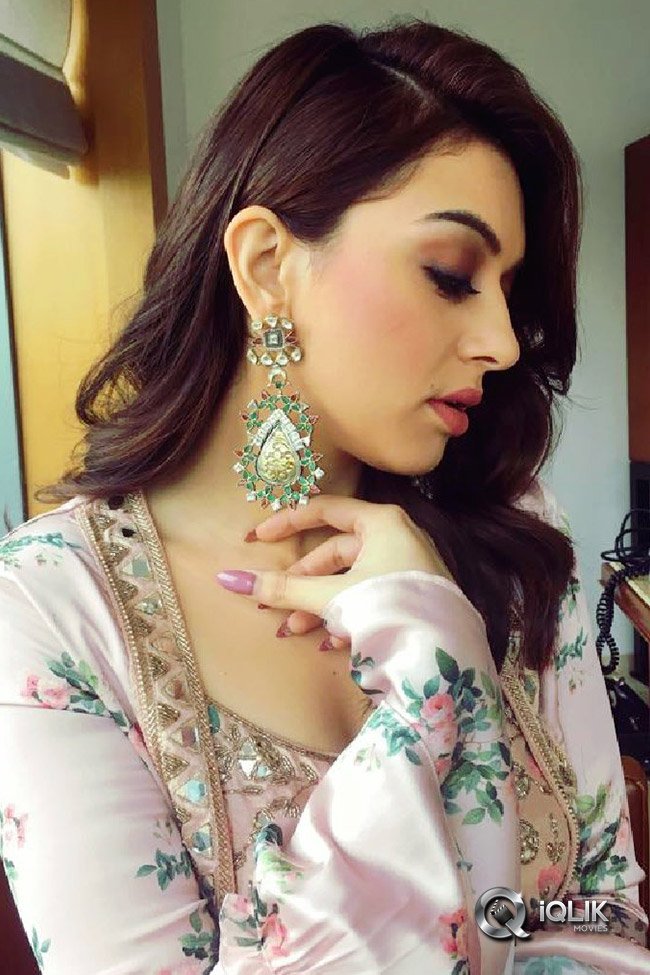 Hansika-Motwani